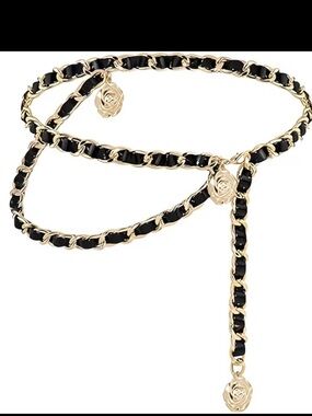 Affordable Fashion Finds Black and Gold Chain-Linked Rose Accent Belt